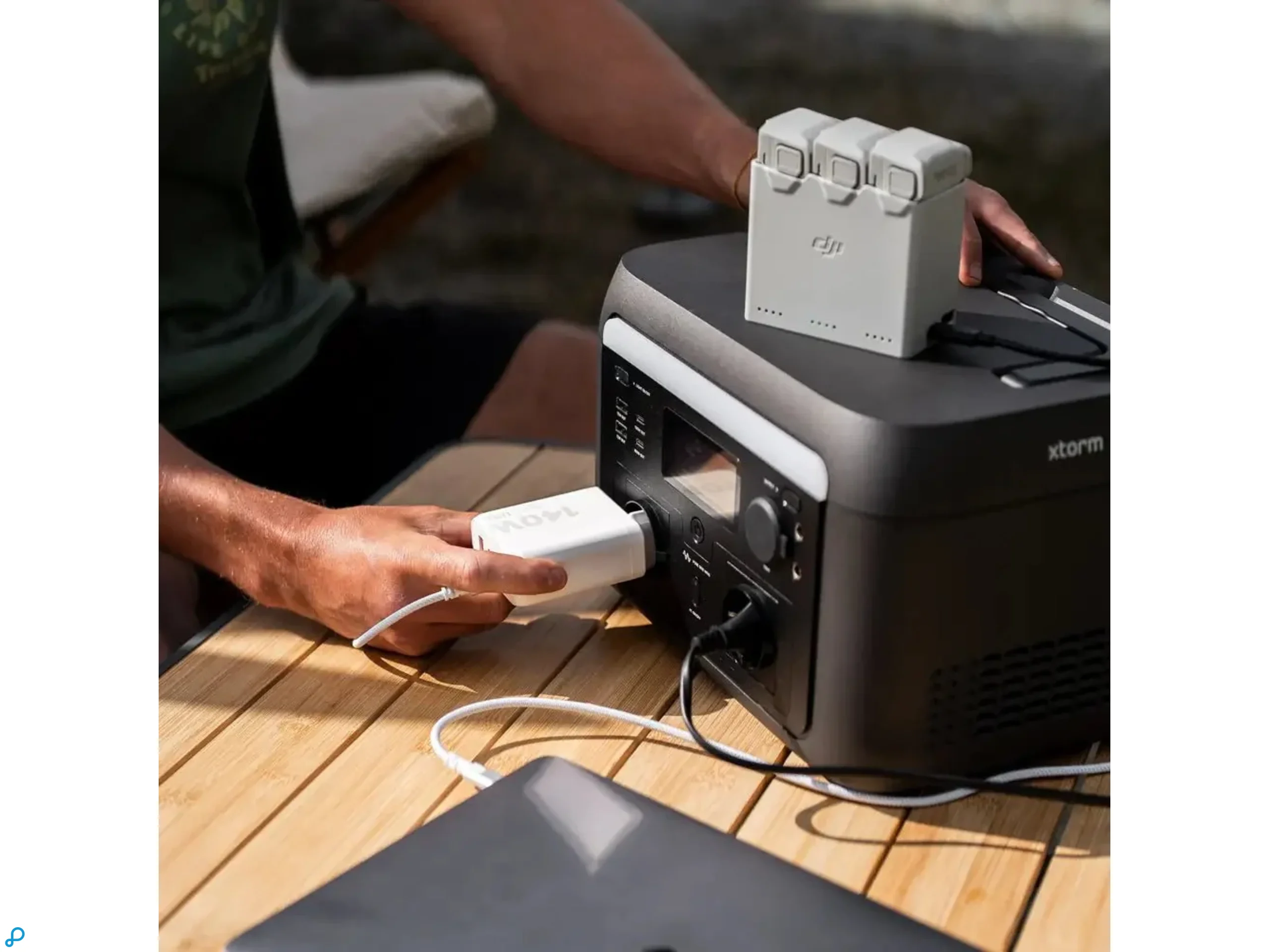 Xtorm Portable Power Station 600W-2