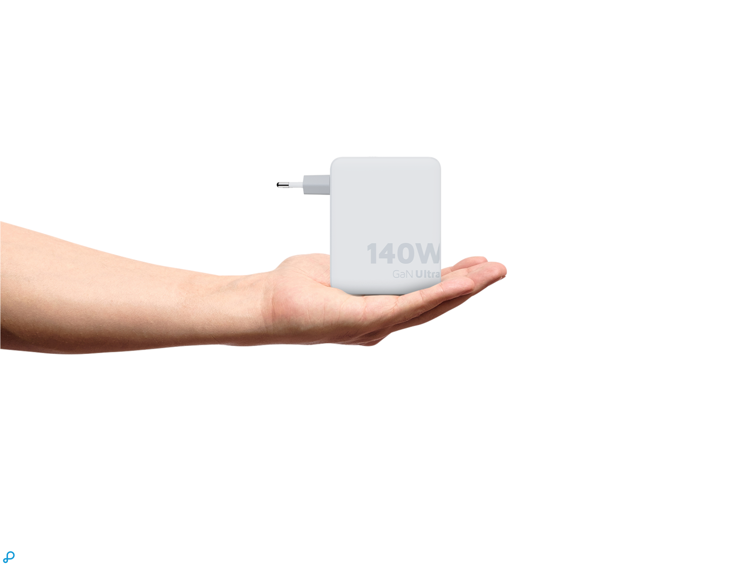 Xtorm 140W GaN-Ultra Travel Charger + USB-C PD Cable 2M White-0