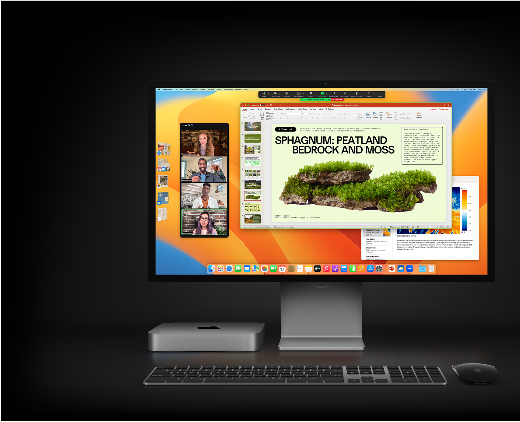 Mac mini met Magic Mouse, Magic Keyboard en Studio Display waarop een Microsoft PowerPoint-presentatie te zien is die wordt gedeeld in een Zoom-meeting, met de Notities-app op de achtergrond.