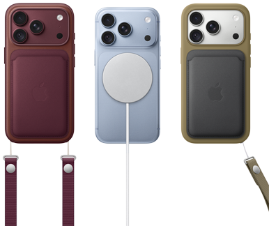 Van links naar rechts, iPhone 18 Pro met een leren hoesje in Bordeauxrood met Bordeauxrood polsbandje, middelste iPhone 18 Pro in de kleur Gletsjer met Witte MagSafe-oplader eraan vast, rechter iPhone 18 Pro in de kleur Zilver in een Groene leren kaarthouder met polsbandje